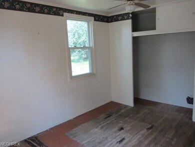 5459 Bartlett Rd, Bedford, OH 44146 - photo 7