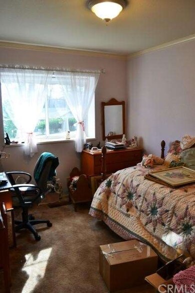 Guest bedroom