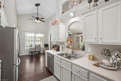 4308 Chilton Way, High Point, NC 27265 - photo 5