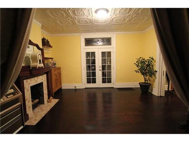 Dining Room. The intricate designs on the celings,