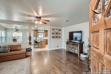 4126 Dunn Oak Dr, San Antonio, TX 78223 - photo 3