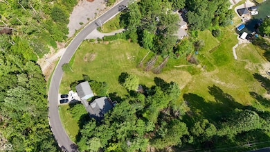 11271 W Grandview Dr, Columbus, IN 47201 - photo 6