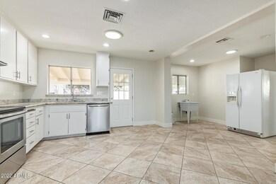 2222 E 3rd Dr, Mesa, AZ 85204 - photo 6