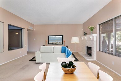 Living Room Furnished Photo