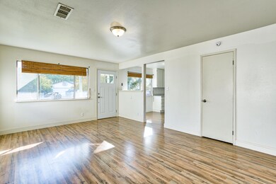 3560 Mercury Dr, Redding, CA 96002 - photo 4