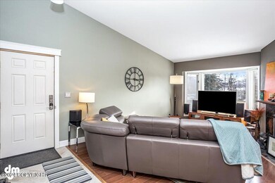 06-Living Room_IMG_7469