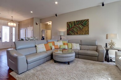 Living rm 2