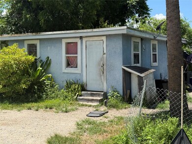 810 Person St unit 818, Kissimmee, FL 34741 - photo 5