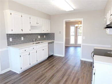 1070 Stringer Weeks Rd, Smiths Station, AL 36877 - photo 4