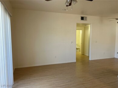 5650 E Sahara Ave unit 2007, Las Vegas, NV 89142 - photo 2