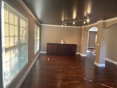 5490 Fox Path Ln, Hoffman Estates, IL 60192 - photo 4