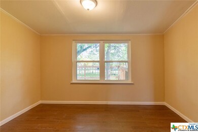 513 Allen St, Copperas Cove, TX 76522 - photo 4