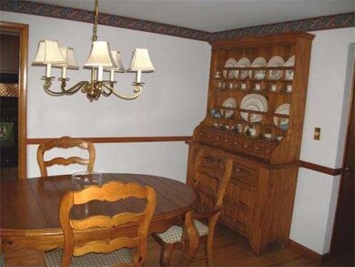 250 Colonial Rd, Lawrence, MA 01843 - photo 6