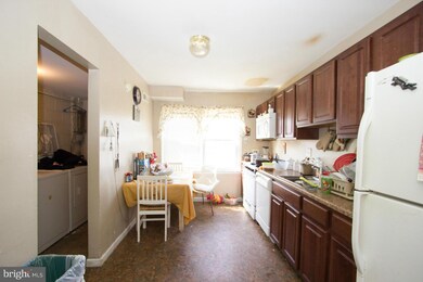 8445 Pioneer Dr, Severn, MD 21144 - photo 6