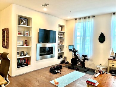 618 E 2nd St unit 3, Boston, MA 02127 - photo 2