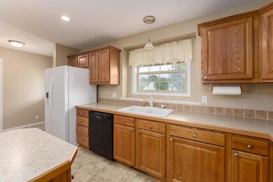 Coddington_Ln_5881_Kalamazoo_49009-6