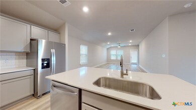 350 Dobson Dr, Killeen, TX 76542 - photo 7