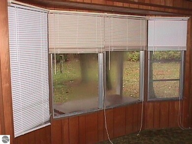 5811 E Vera Ln, Au Gres, MI 48703 - photo 7