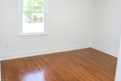 1201 Highland Ave unit A, Greensboro, NC 27403 - photo 5