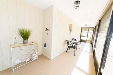 Enclosed front walkway, newly painted and a great 