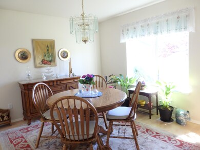 Dining 2