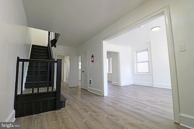 919 Elsinore Place, Chester, PA 19013 - photo 2