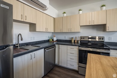 443 Kane Creek Blvd unit 205, Moab, UT 84532 - photo 6