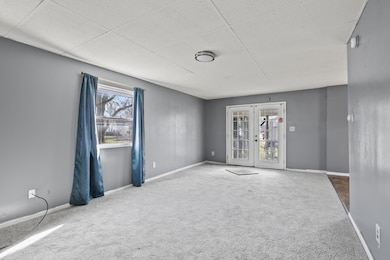 Living Room 01