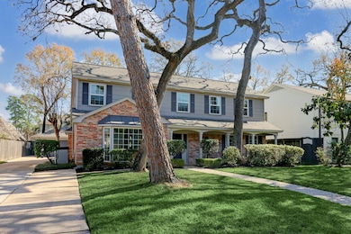 906 N Wilcrest Dr, Houston, TX 77079 - photo 2