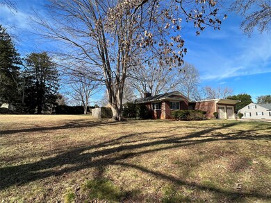 632 Greenway Dr, Statesville, NC 28677 - photo 4