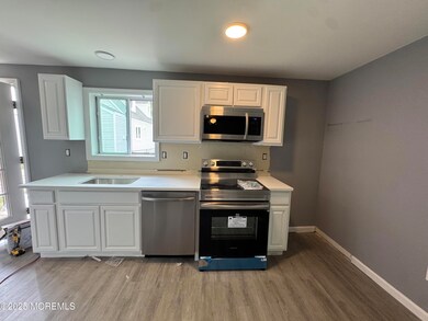 313 Lorillard Ave unit 311-31, Union Beach, NJ 07735 - photo 3