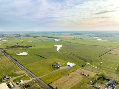 69 S 270 Rd, Wagoner, OK 74467 - photo 4