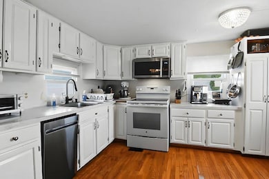 27 Mead St, Coventry, RI 02816 - photo 3