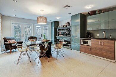 1622 Cherryhurst St, Houston, TX 77006 - photo 3