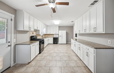 501 Crandle Dr, Fort Worth, TX 76108 - photo 7