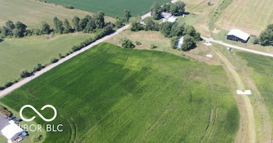 7113 New Washington Beth Rd, New Washington, IN 47111 - photo 3