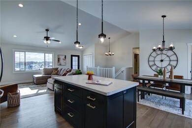 1352 Plum Creek Dr, Eau Claire, WI 54703 - photo 4