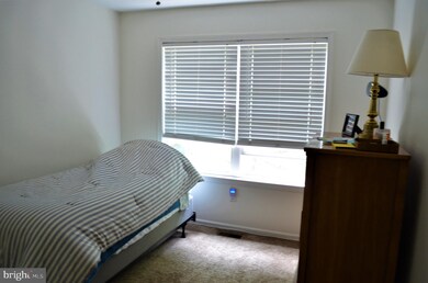 110 Blackfriars Cir unit 77, Doylestown, PA 18901 - photo 6