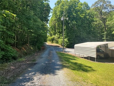 199 Lester Russell Dr, Asheboro, NC 27205 - photo 2