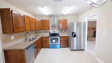 15510 Fall Briar Dr, Missouri City, TX 77489 - photo 2