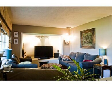 913 NW 10th St, Bentonville, AR 72712 - photo 2