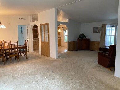 2349 Bradley Ct, Grants Pass, OR 97527 - photo 2