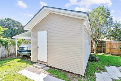 SHED/CARPORT