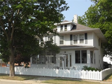200 N Division