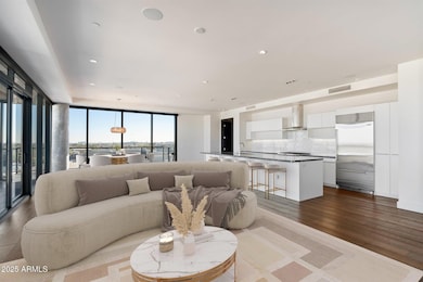 03-Penthouse