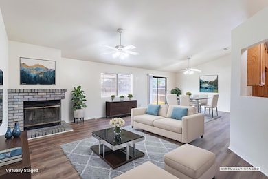 IMG_3564-HDR - Living Room - Standard -