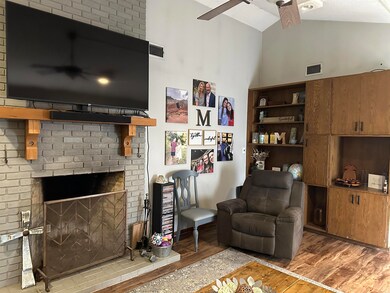 2003 Beumer St, Stuttgart, AR 72160 - photo 3