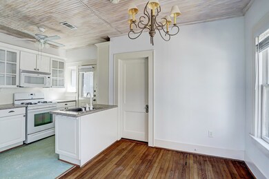 1647 Hawthorne St, Houston, TX 77006 - photo 7