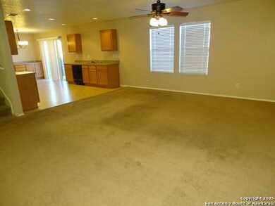 153 Hinge Chase unit 101, Cibolo, TX 78108 - photo 5