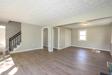 77 Scobie Pond Rd, Derry, NH 03038 - photo 4